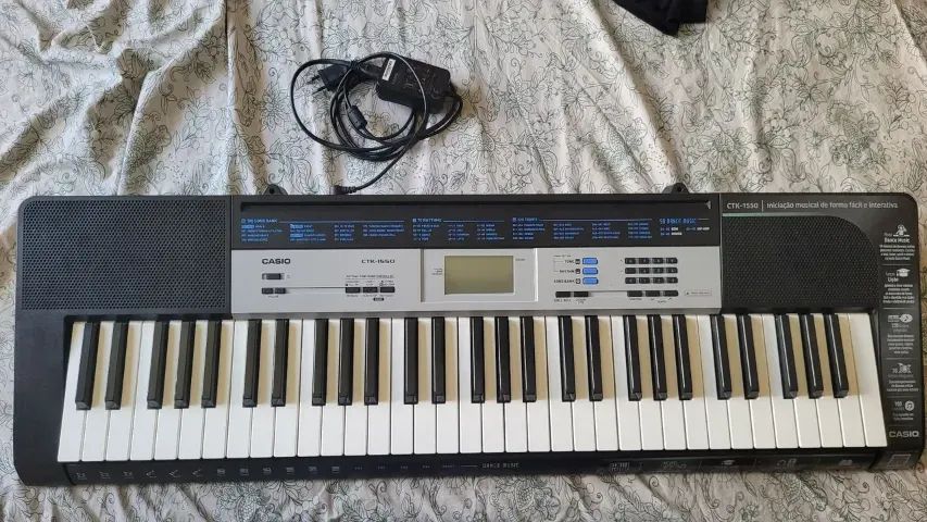 Teclado Casio CTK-1550