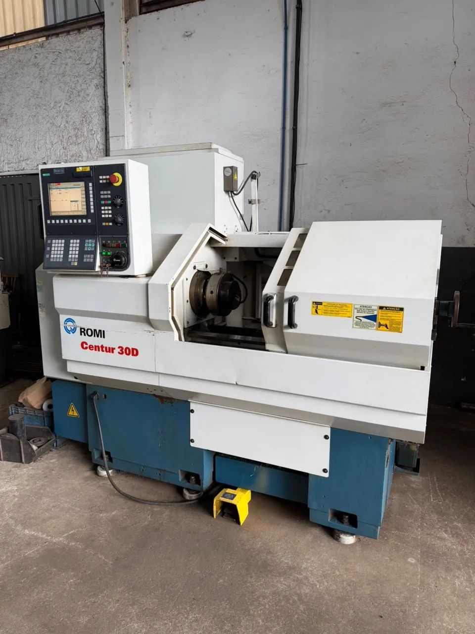TORNO CNC ROMI CENTUR 30D