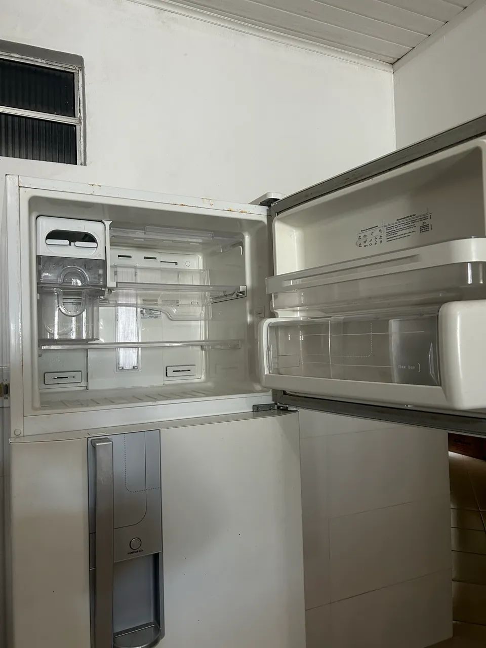 Geladeira electrolux 