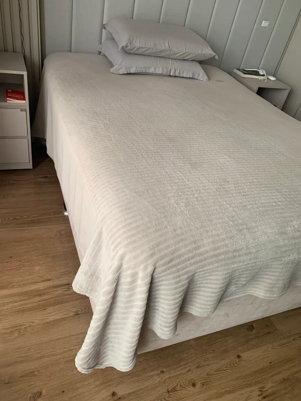 Cama casal box 