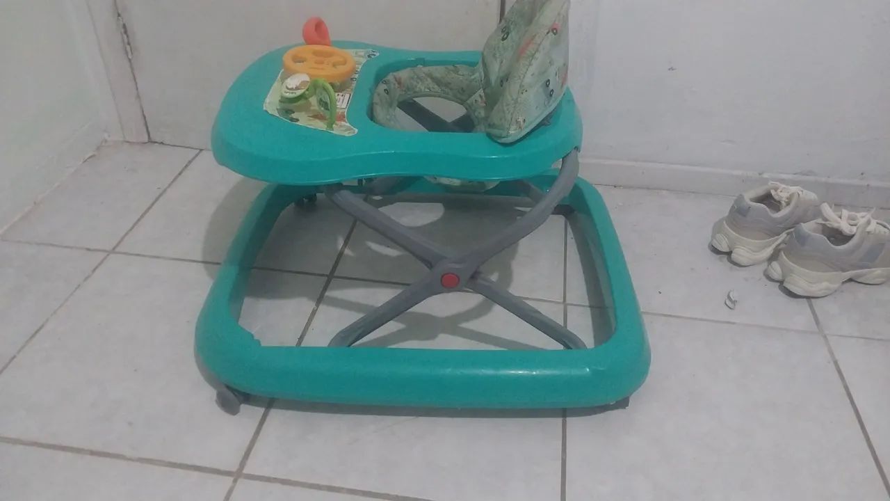 Kit banheira + carrinho de bebê  - Foto 2