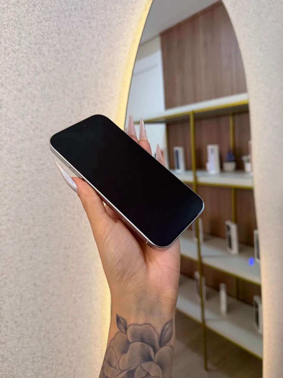 iPhone 16 Pro 128GB Titânio Branco - Foto 5