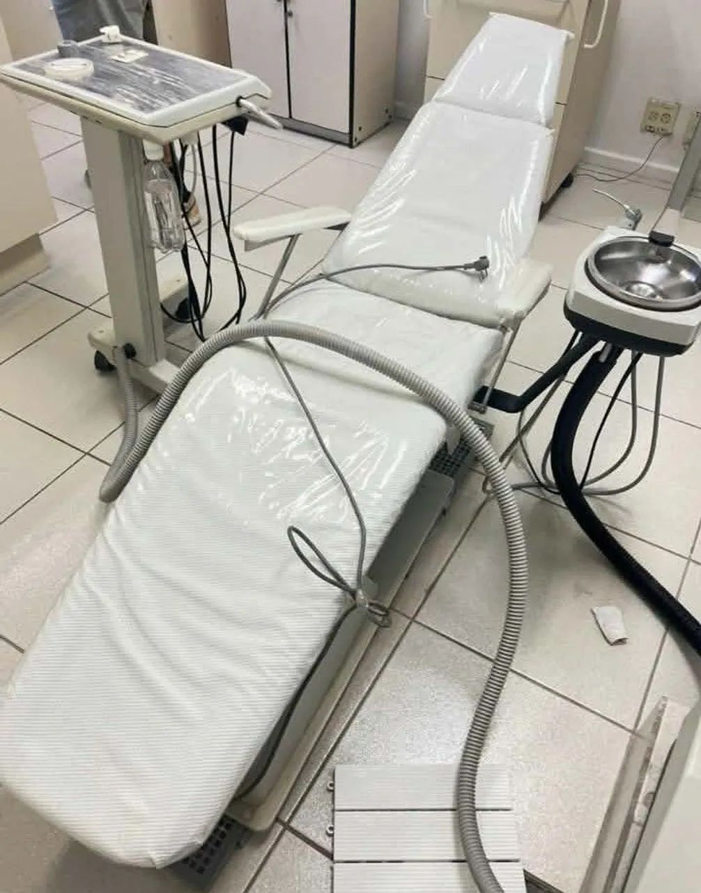 Cadeira de dentista completa 