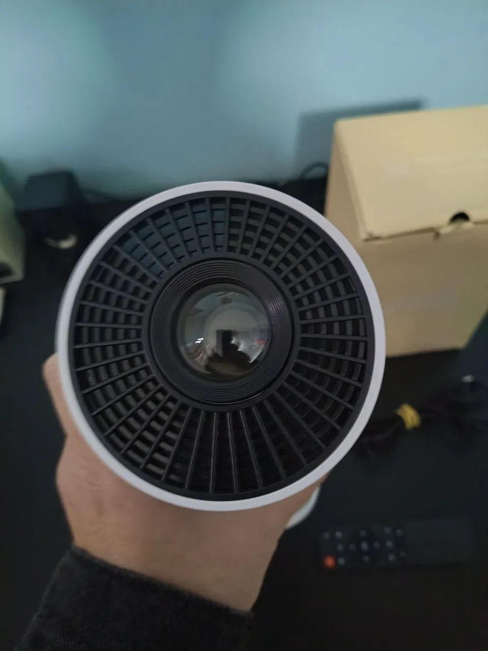 Projetor pouco usado em ótimo estado  - Foto 2