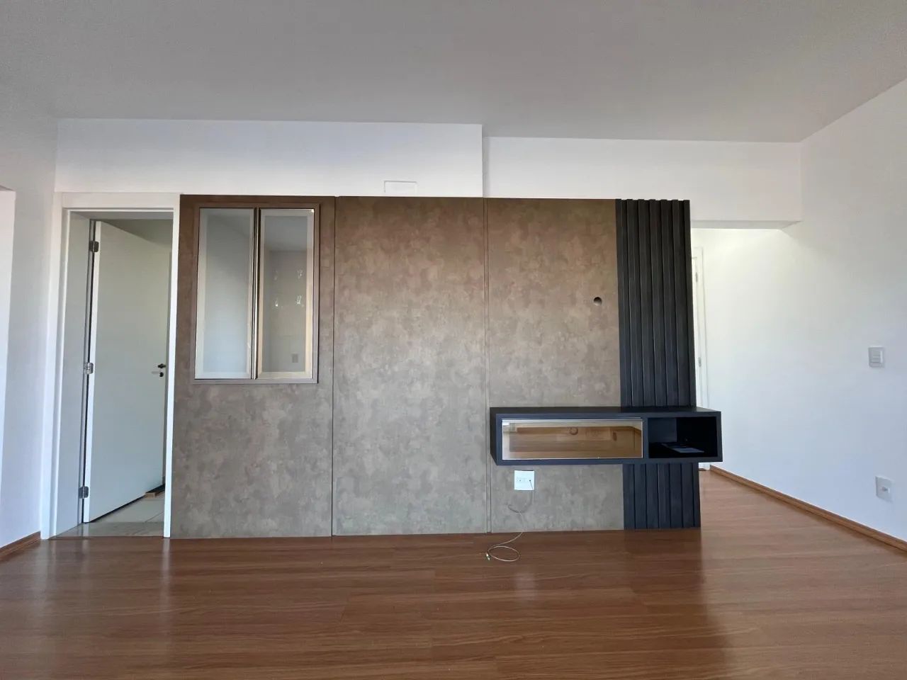 Apartamento à venda com 2 dormitórios, 70 m² e 1 vaga no Edifício Victoria Parque | Gleba  - Foto 3