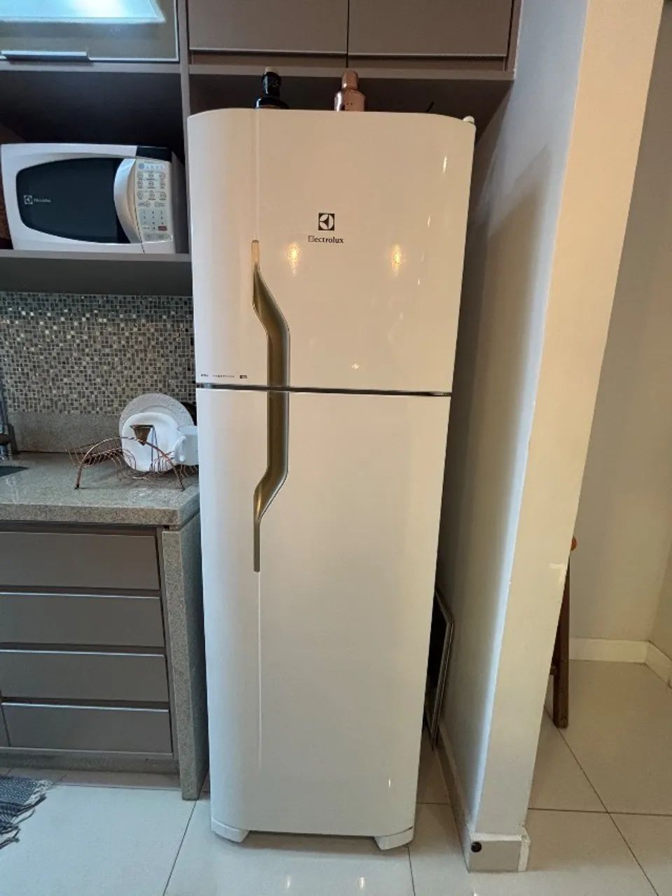 Geladeira Electrolux Duplex DC35A 260L - Foto 2