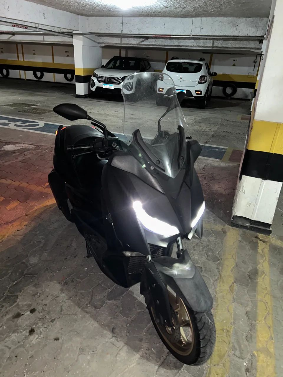 Yamaha Xmax 250
