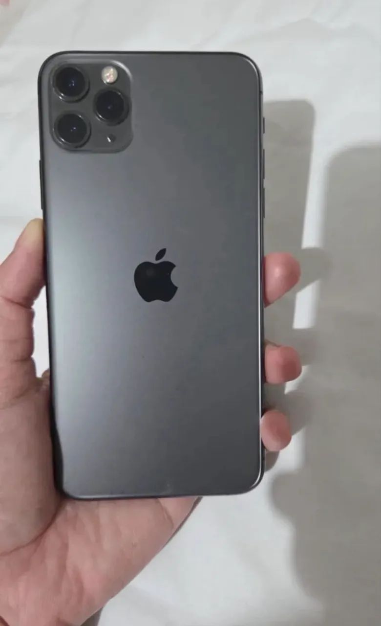 Vendo celular iPhone 11 Pro Max 256g  - Foto 2