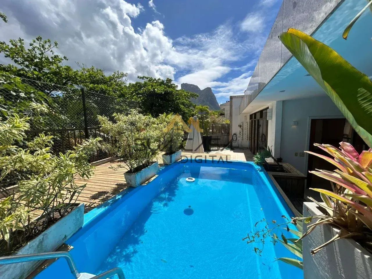 Jardim Oceânico | Cobertura 5 quartos, sendo 4 suites REF: BACB5150 2