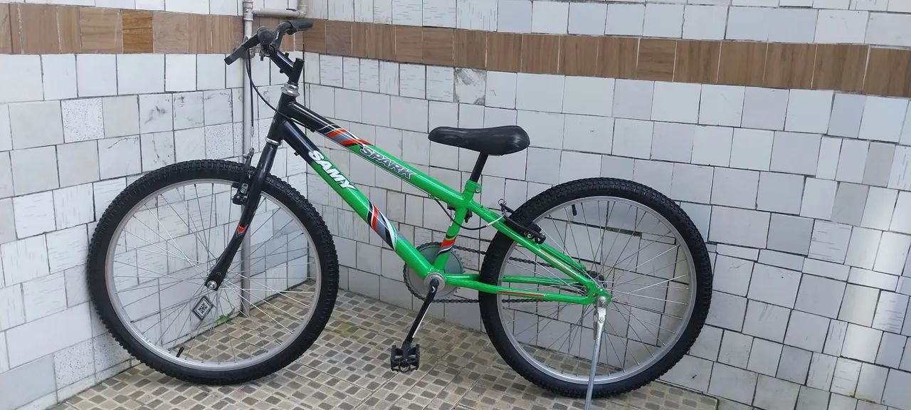 Bicicleta aro 24 semi nova  - Foto 2