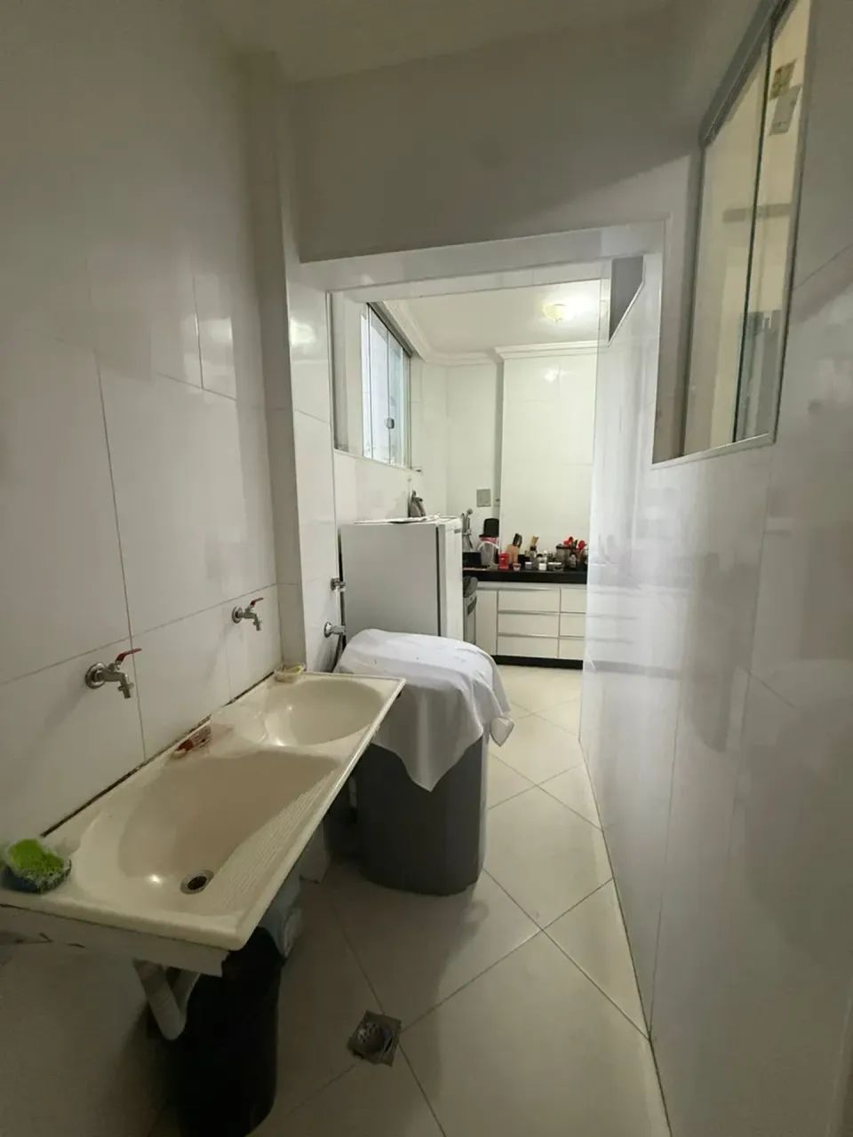 APARTAMENTO ACONCHEGANTE E ESPACOSA À VENDA! - Foto 5