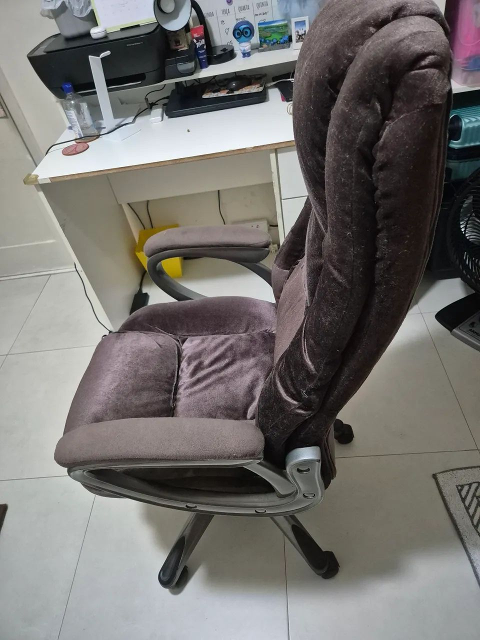 Cadeira de escritório presidente reformada - Foto 5