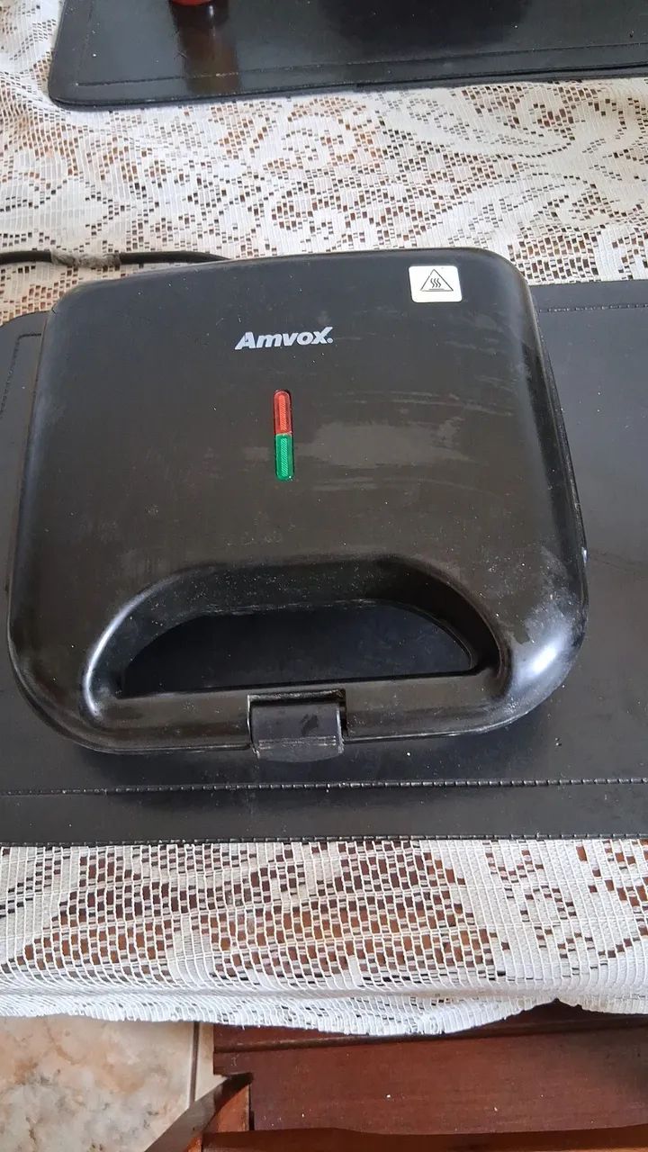 Vendo sanduicheira. 40,00 reais. - Foto 3