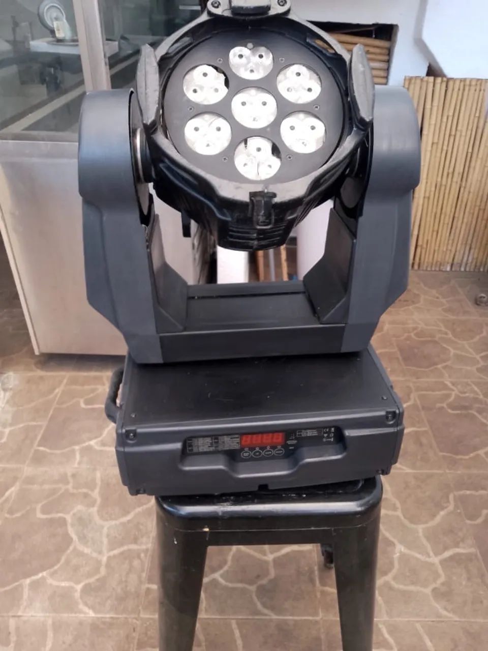 Desapego 04 moving head wash Neo 21 L com cases 