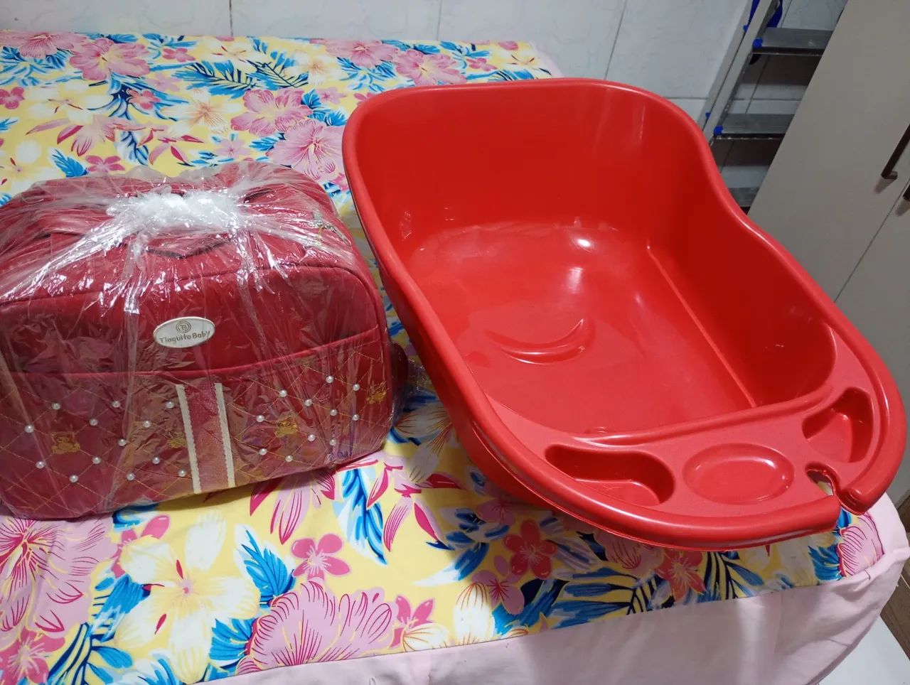 Vendo bolsa e banheira - Foto 4
