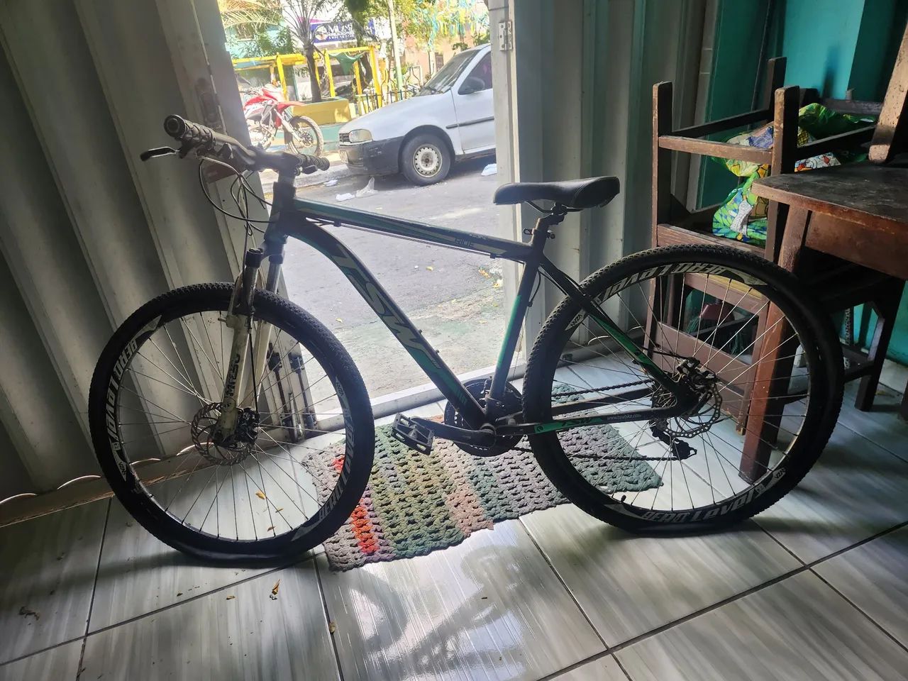 Bicicleta 21 marchas aro 29 com amortecedor  - Foto 5