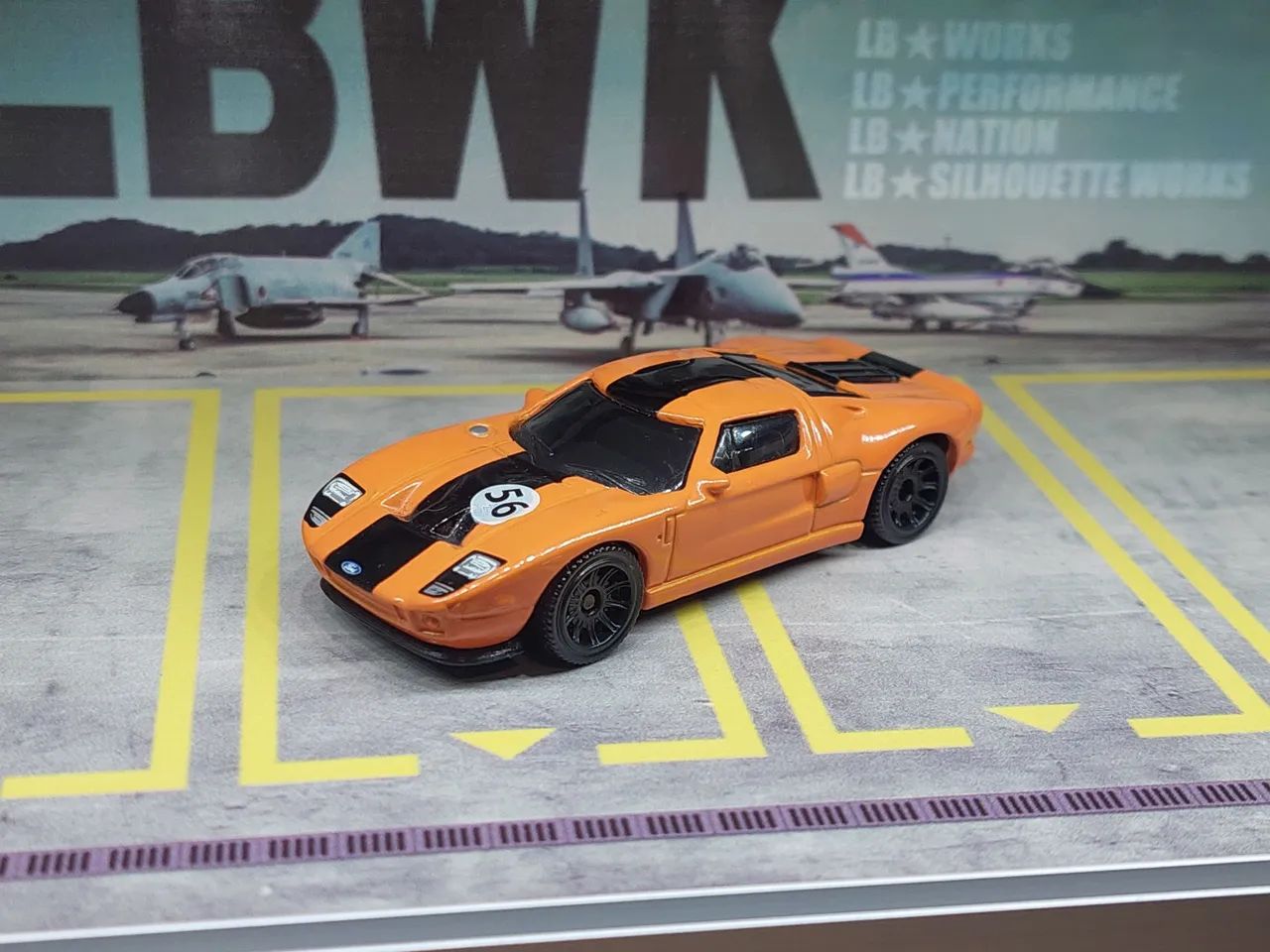 Matchbox Ford GT40 (laranja) 1/64