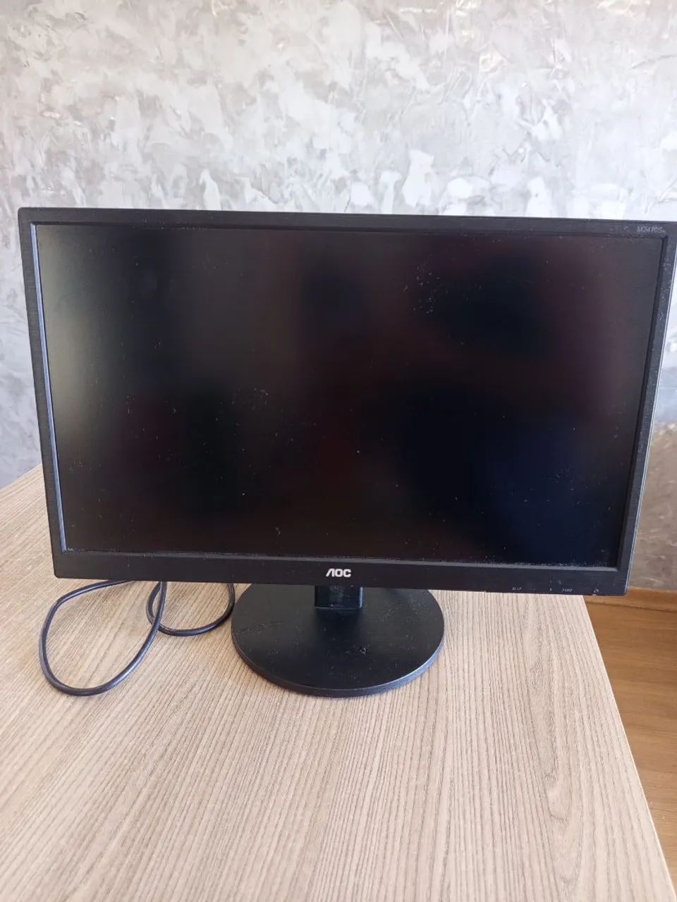 Monitor AOC 24