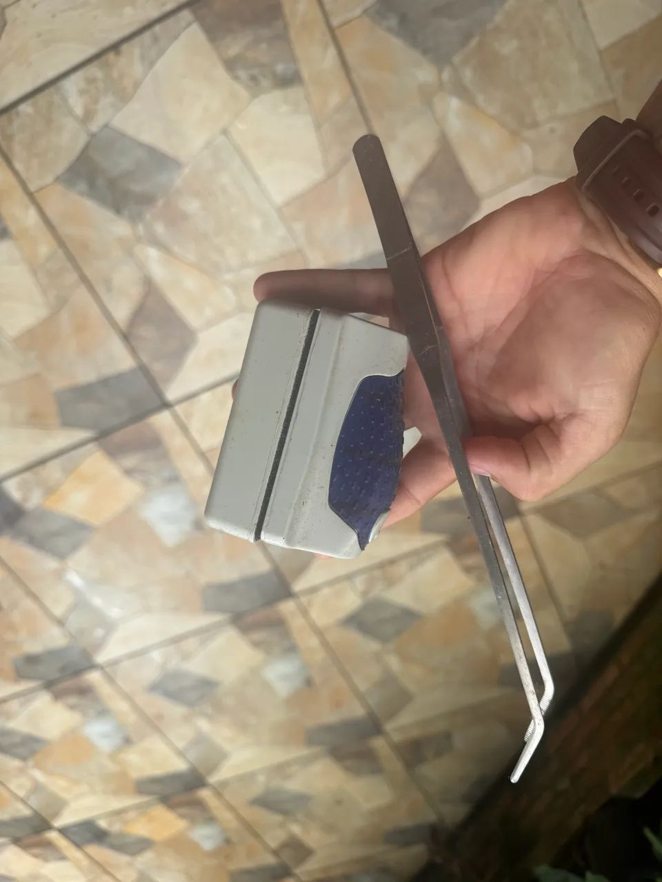 Limpador magnético e pinça