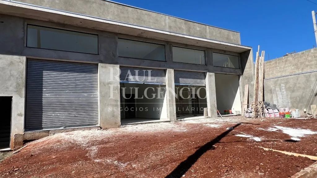 Loja para alugar próximo a Av. Arthur Thomas - Foto 2