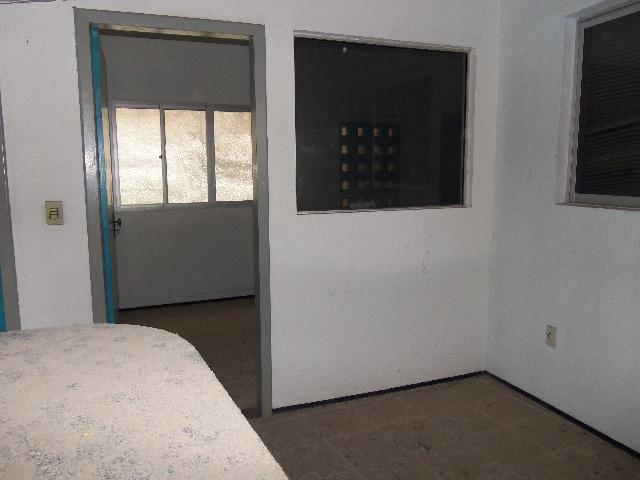 Vendo Galpão no Montese, Medindo 19 x 40, na Av. Gomes de matos - Foto 8