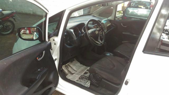 Honda Fit 1.4 LX Flex Ano 2011 Completo - Foto 7