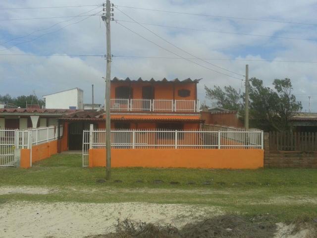 Casa em magistério de frente para o mar