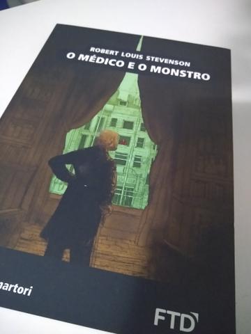 Livro O médico e o monstro