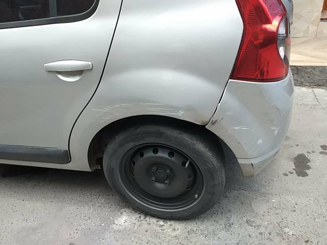 Sandero 1.6 8v completo com gnv ipva2019 pago