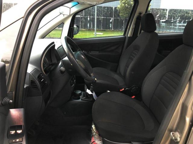 Fiat Idea Attractive 1.4 - Foto 8
