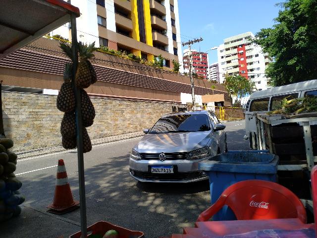 Lindo Jetta Prata 2011 com Completo com teto solar - Foto 8