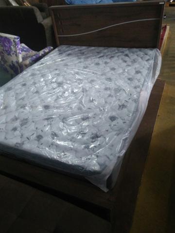 Colchão De Casal Espuma D33 Novo