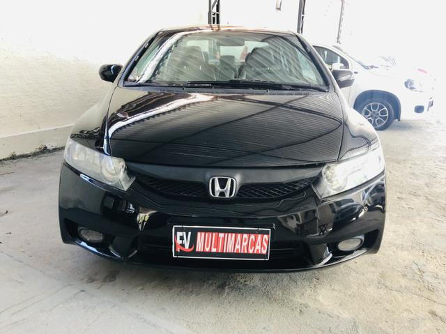 Honda civic 2008 Automático couro GNV G5 Pneus novos Revisado - Foto 2