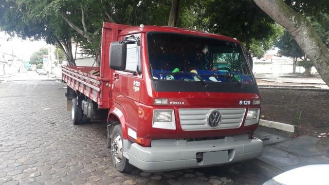 VW 8-120 Worker Carroceria