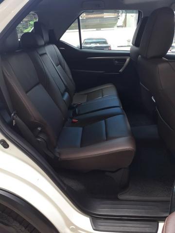 Hilux SW4 4.0 2017 - Foto 8