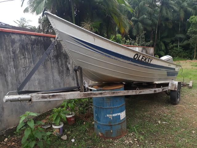 Barco lancha