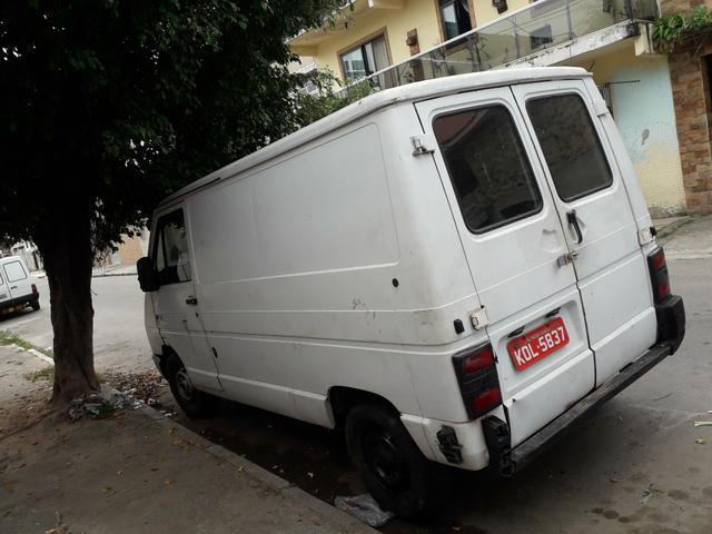 Vendo ou troco por kombi
