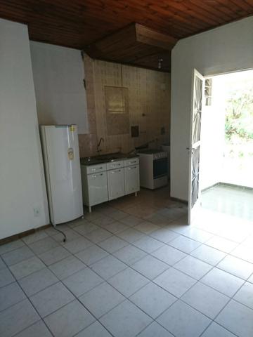 Aluga-se Flat (Água e Luz inclusos) - Foto 6