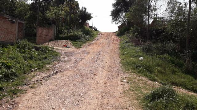 Terreno Almirante Tamandaré com escritura troca por carro - Foto 5
