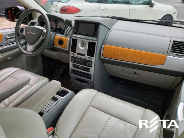 CHRYSLER TOWN & COUNTRY 3.8 V6 AUT - Foto 12
