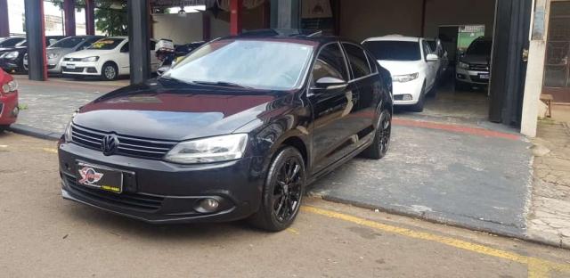 Jetta 2.0 TSI Highline DSG 2011 - Foto 2