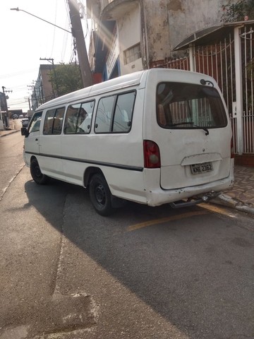 H100 GLS 16 LUGARES MOTOR 2.5 DIESEL