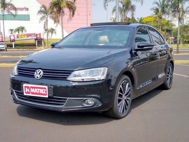 JETTA 2012/2012 2.0 TSI HIGHLINE 200CV GASOLINA 4P TIPTRONIC