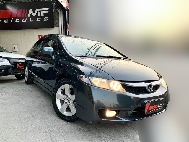 HONDA CIVIC LXS AUTOMÁTICO 2010