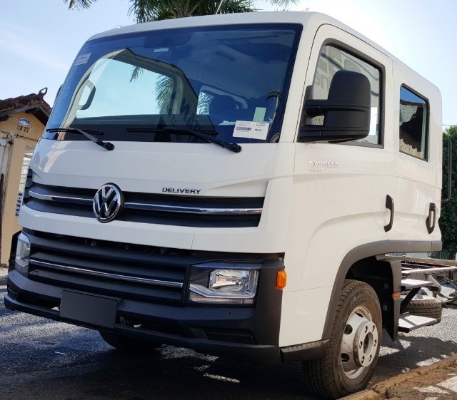 VW DELIVERY EXPRESS CABINE DUPLA PARCELADO