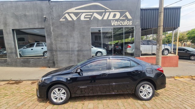 COROLLA 1.8 GLI FLEX COMPLETO AUTOMÁTICO 2015