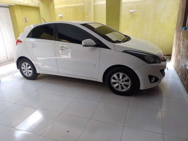 VENDO HB20 COMPLETO