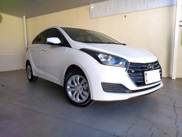 HYUNDAI HB20S CONFORT PLUS 1.6 AUT. 2015/16
