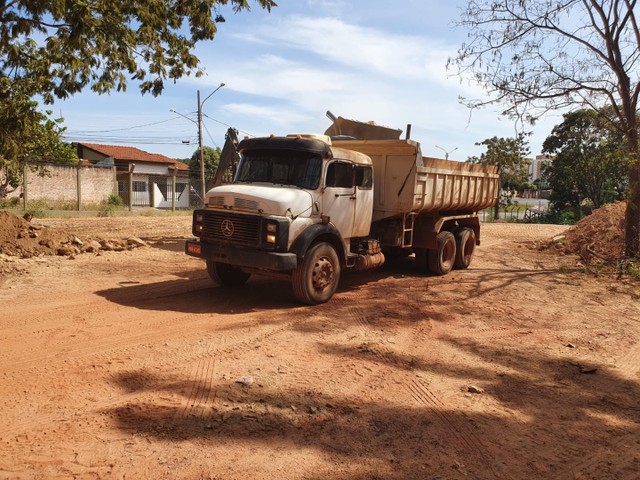 VENDO CAMINHAO 1524 ANO 86