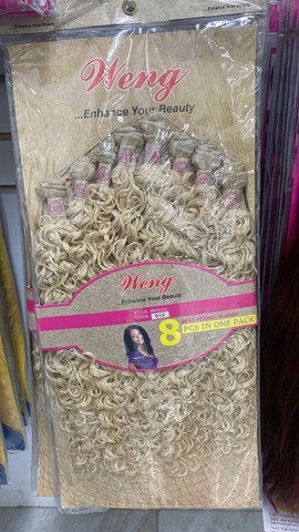 Cabelo orgânico Loiro Cacheado